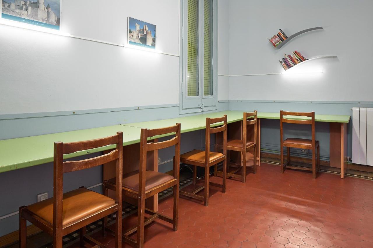 B&B Estudiantes Balmes Barselona Dış mekan fotoğraf