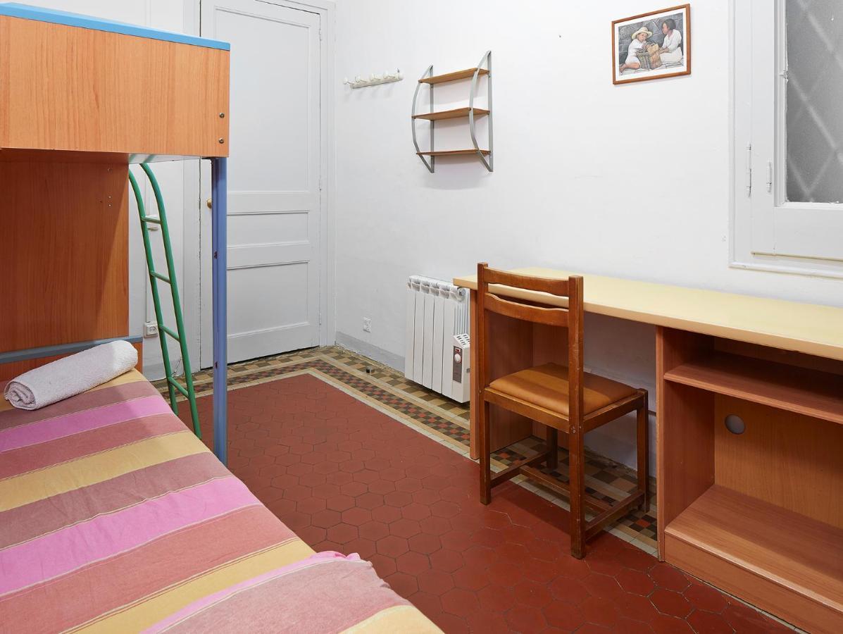 B&B Estudiantes Balmes Barselona Dış mekan fotoğraf